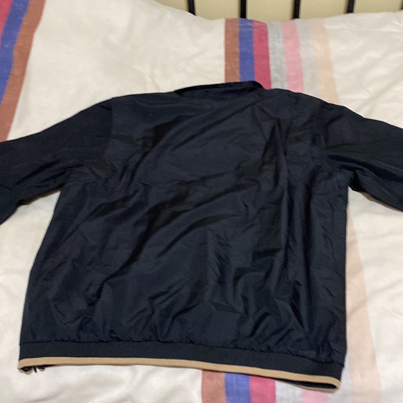 Windbreaker - Picture 3 of 3